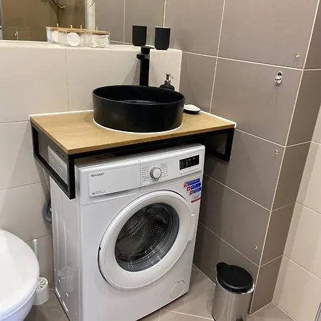 Perla Na Grabiszynie By Na Dni ヴロツワフ