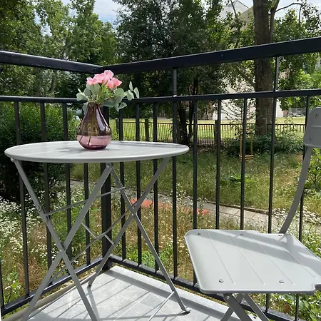 Perla Na Grabiszynie By Na Dni アパート ヴロツワフ